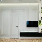 Szekely At Andrassy Suite -Szm4