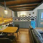 Mooki Rumbach Budapest Apartment