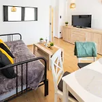 Exclusive Central Apartment Next To The Gellert Hill