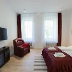 Wagner Villa 902 With Free Private Parking