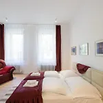 Wagner Villa 902 With Free Private Parking