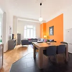 Huge Family Friendly 2Br Downtown Apt - Deco House