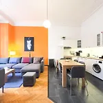 Huge Family Friendly 2Br Downtown Apt - Deco House