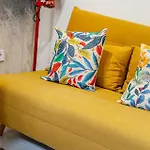Charming Suite & The Hidden Gem On Akacfa Str