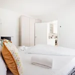 Your Ideal City Escape With Parking Included