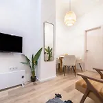 The Grove Hideaway Central 2Br Retreat