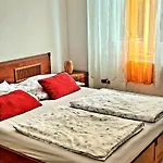 Buda Life Apartment