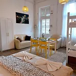 Goodmo Budapest Smart Hostel