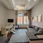 Basilika View Imperial Suite -Sas Street -Need Reservation For Free Parking