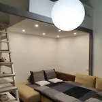 Violet Apartment, Cute Place Near Corvin Plaza, With Ac