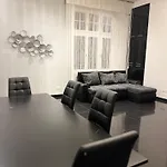 Vaci Corso Home