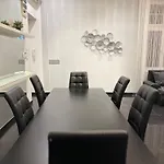 Vaci Corso Home