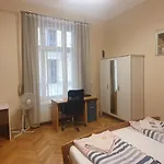 Garibaldi Apartman