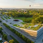 Business And Pleasure Apartment With Air Condition