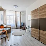 Corvin - Uelloi Serviced Apartment Budapest