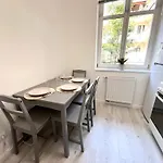 Cozy Convenient Budapest Center