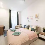 Canvas Residence 2 Bedrooms K13
