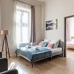 Ultra Central Paulay Ede Street 1Br Apartment