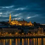 Cosy Nest In Budapest Center By New York Cafe