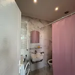 Bella Studio - A Cozy Studio In The City Center