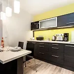 Centerstudio With Balcony In Downtown