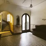 Comedy Apartment