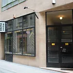 Centerstudio With Balcony In Downtown