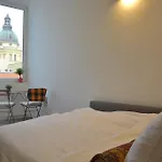 Ice Breaker Apartment