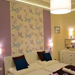 Magnolia Terazze Street Parking Apartment