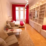 D.Five Classic Luxury Apartment
