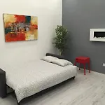 Kiraly Art Apartment