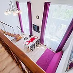 Grand Boulevard Apartments