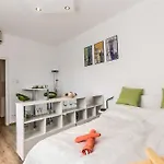 Balzac Apartment