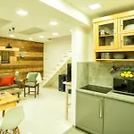 Apartment Near The Great Synagogue With Free Garage