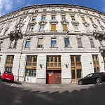 Wesselenyi Utca 4