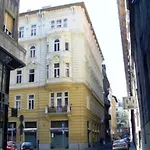 Budapest Loft Central Design Home