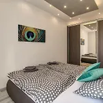 Tamara Apartment