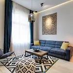 Luxury Apartment By Hi5 -Andrassy Suite