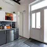 K10 B Kazinczy Apartment