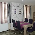 Alkotmany Residence