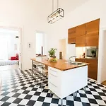 Anker Apartment at Deák Sq.