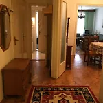 Elegant Apartment