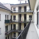 Retro Apartment