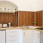 Friendly Apartment In Center