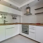 Standard Apartment By Hi5 - Close To Buda Castle