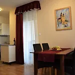 Corvin Deluxe Budapest Apartment