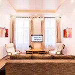 Bpr D8 Premier Apartment