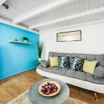 Nyar Apartment