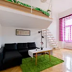 F4 Fiumei Apartment