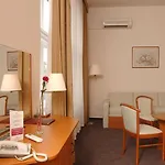 Hunguest Hotel Platanus